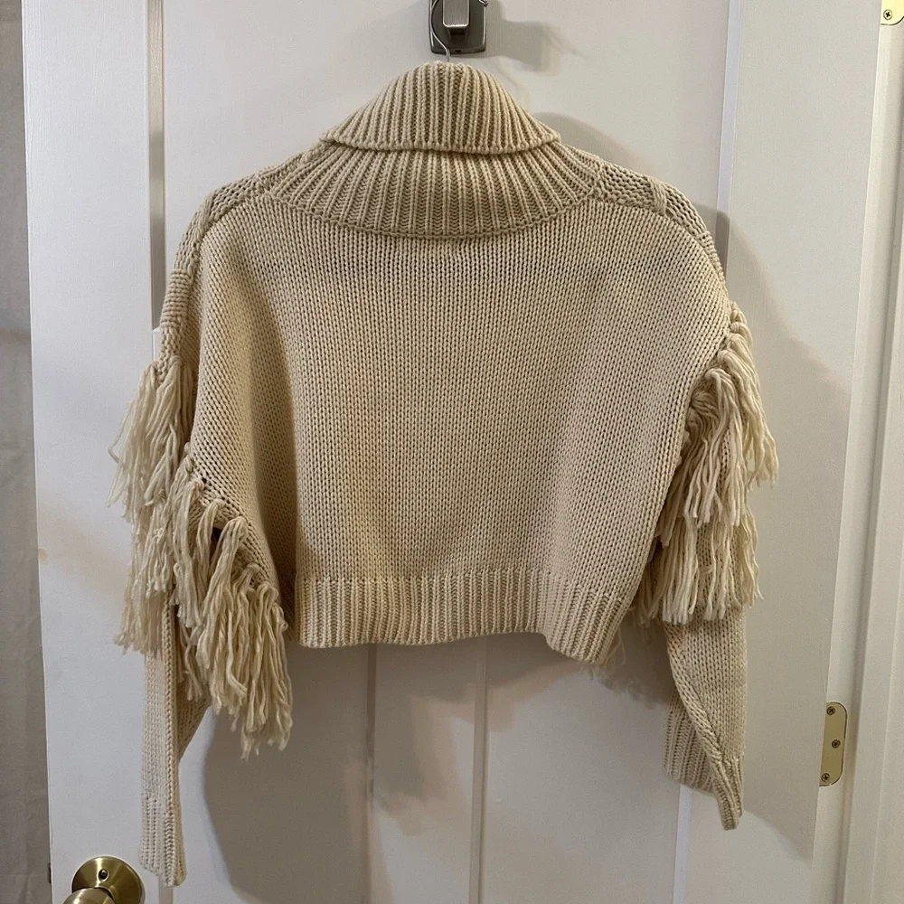 Like NEW Cozy Cream Cable Knit Turtleneck Sweater mid crop western fringe